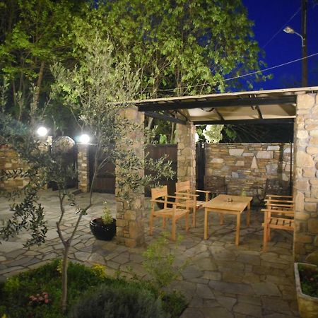 Santa Marina Guesthouse Loutraki  Bagian luar foto