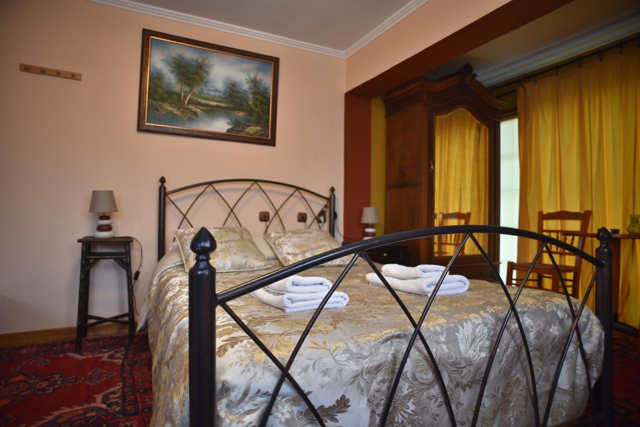 Santa Marina Guesthouse Loutraki  Bagian luar foto