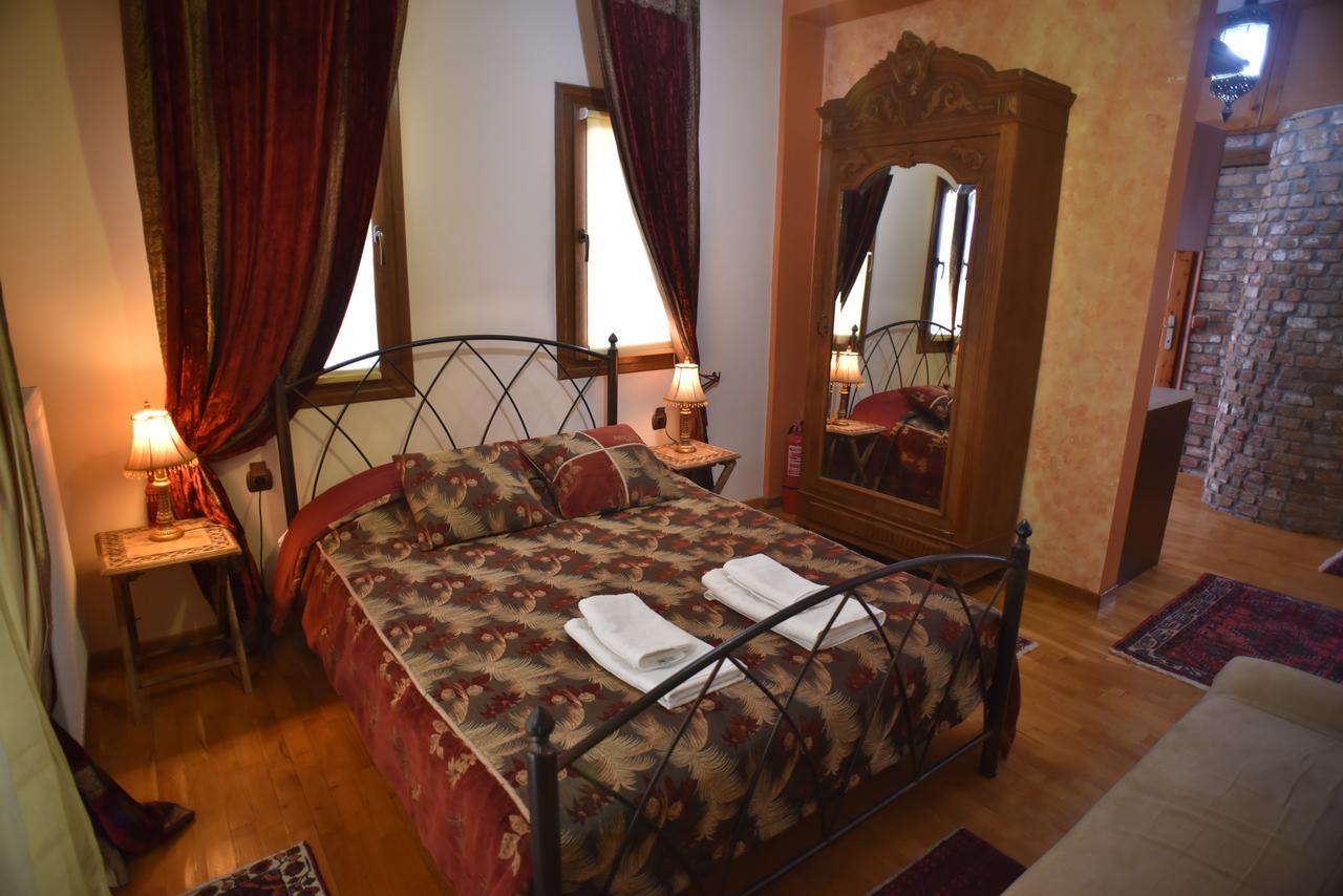 Santa Marina Guesthouse Loutraki  Bagian luar foto