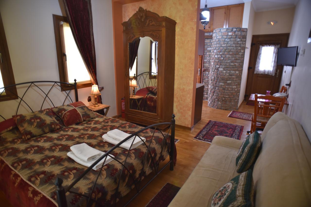 Santa Marina Guesthouse Loutraki  Bagian luar foto