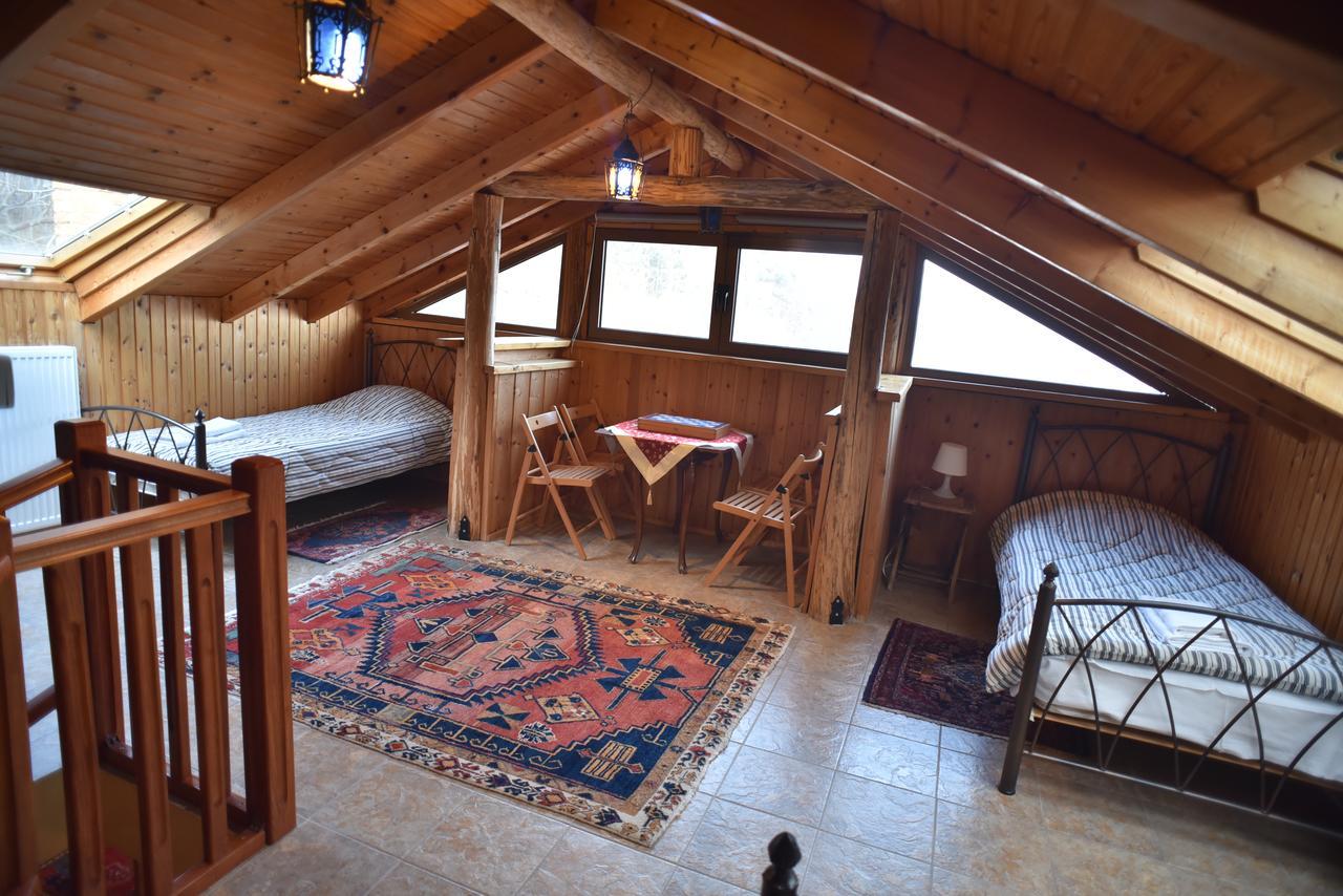 Santa Marina Guesthouse Loutraki  Bagian luar foto