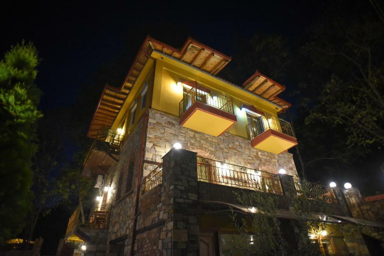 Santa Marina Guesthouse Loutraki  Bagian luar foto