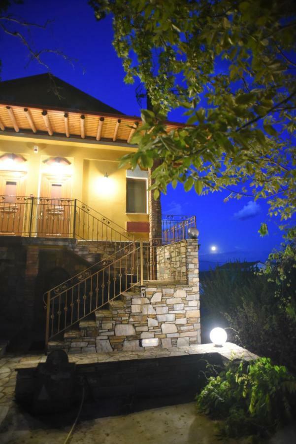 Santa Marina Guesthouse Loutraki  Bagian luar foto