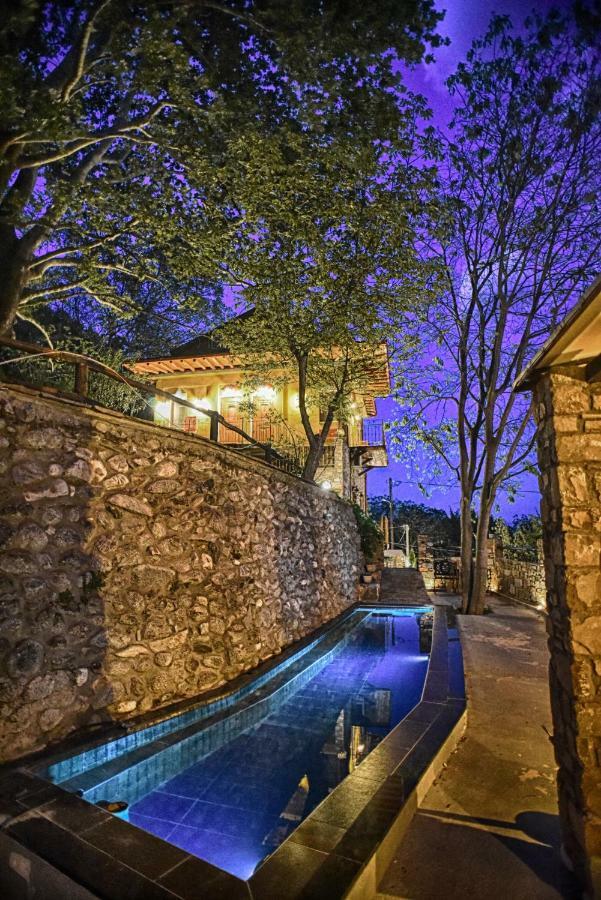 Santa Marina Guesthouse Loutraki  Bagian luar foto