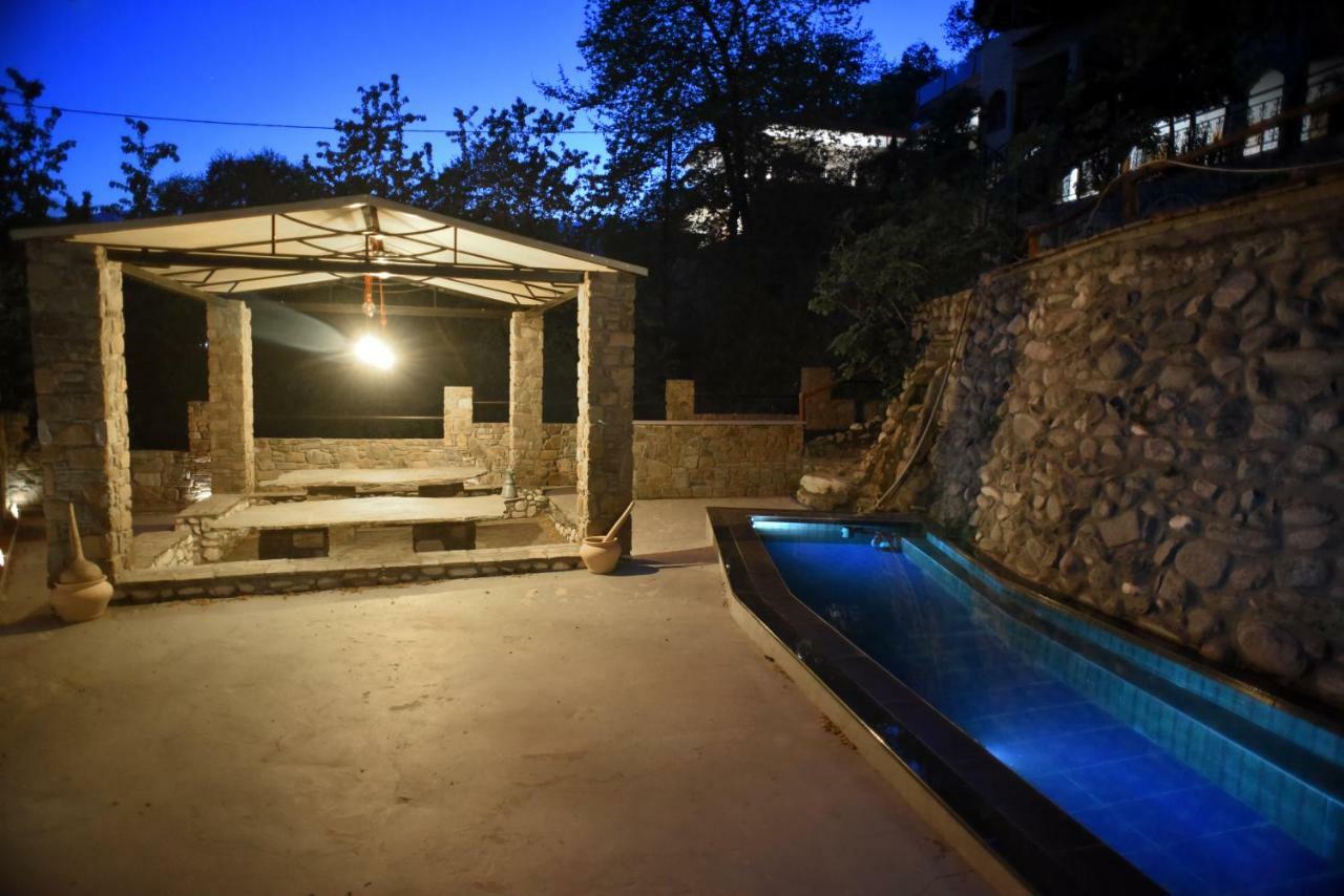 Santa Marina Guesthouse Loutraki  Bagian luar foto