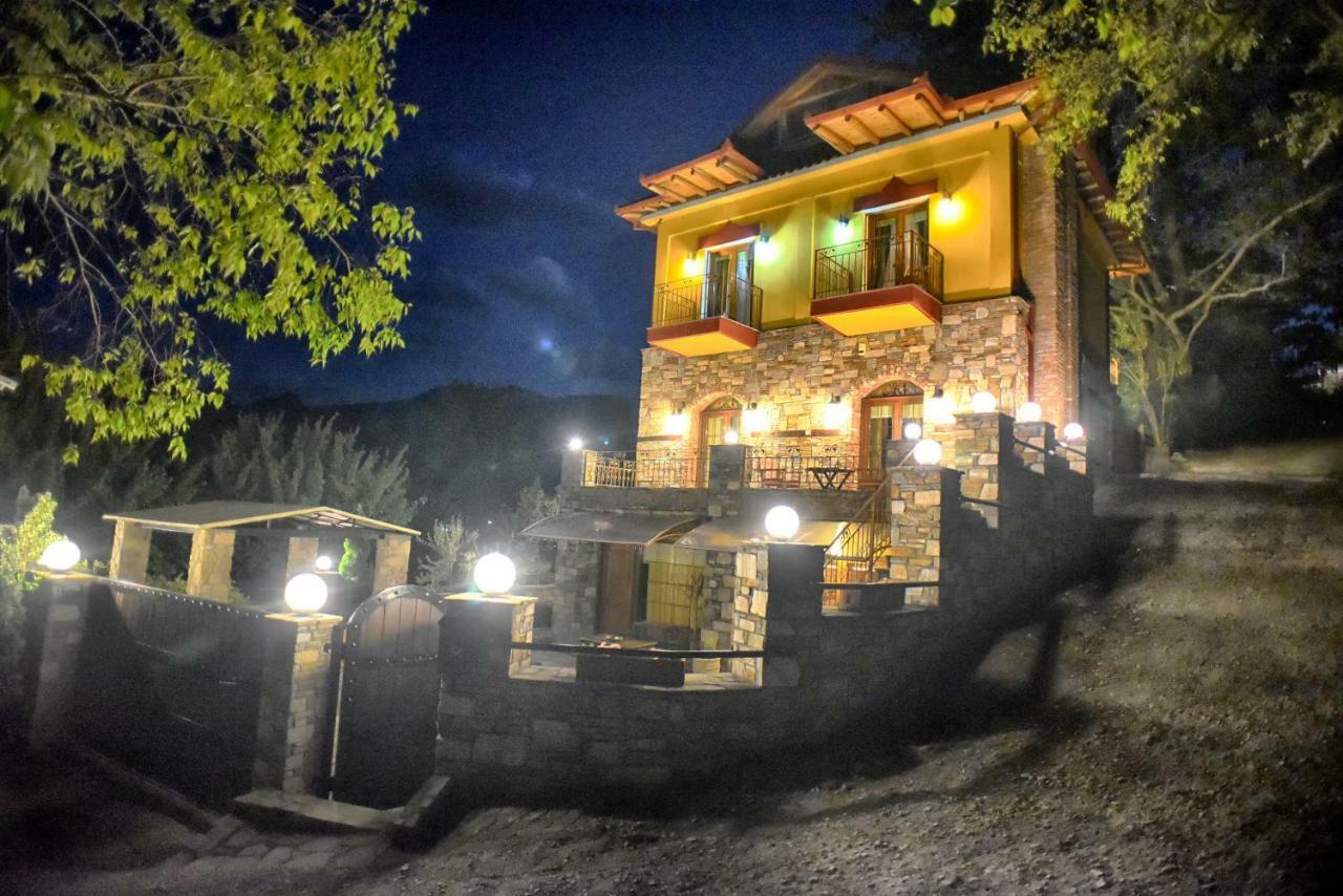 Santa Marina Guesthouse Loutraki  Bagian luar foto