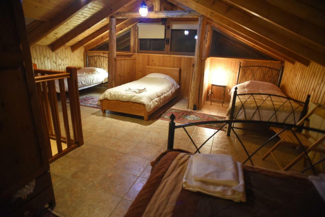 Santa Marina Guesthouse Loutraki  Bagian luar foto