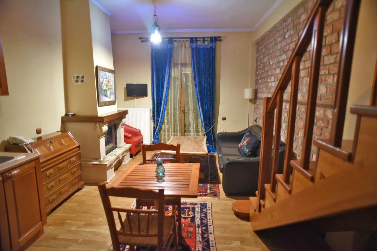 Santa Marina Guesthouse Loutraki  Bagian luar foto